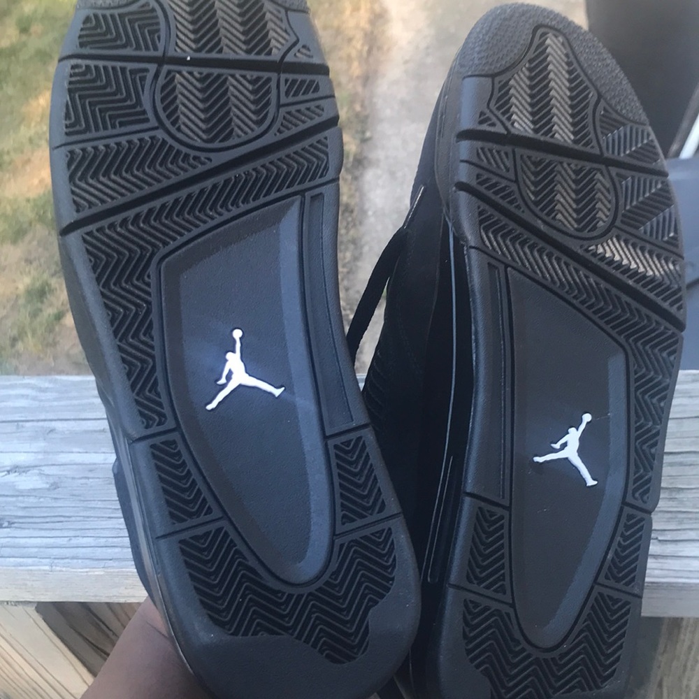 Air Jordan 4 Black Cats (2020)